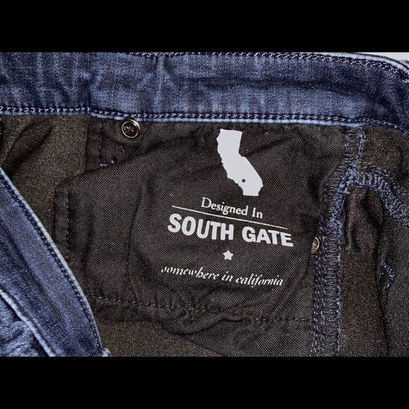 AG Adriano Goldschmied Jean Legging - Picture 7 of 10